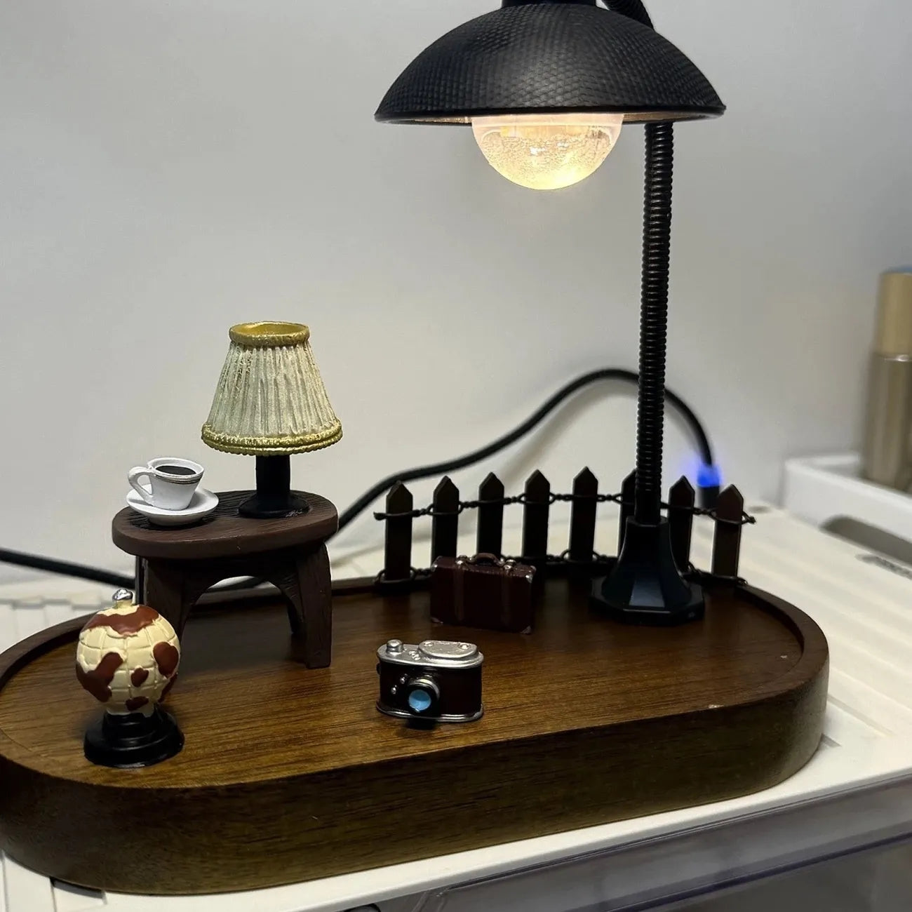 Custom 3D Figurine Desk Lamp Personalized Gift Decorative Night Light Home Decoration for Anniversary & Memorial Home Decor